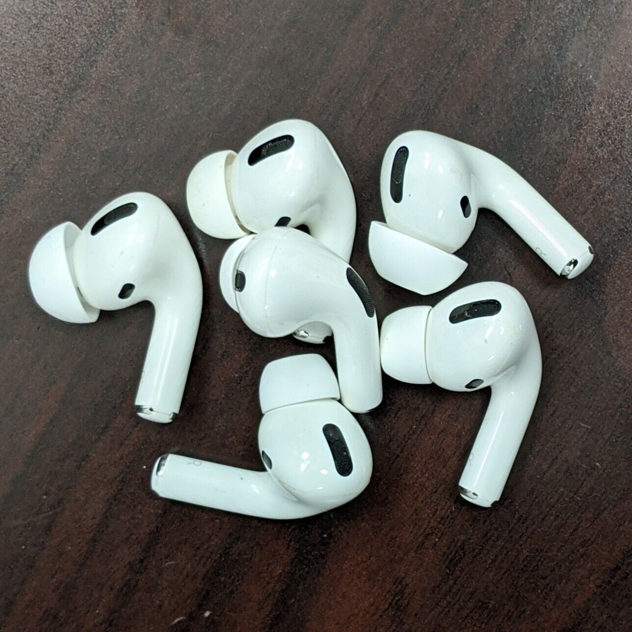 Genuine Apple AirPods Pro - Right Side Only (A2083) - FOR PARTS/NOT WORKING - New